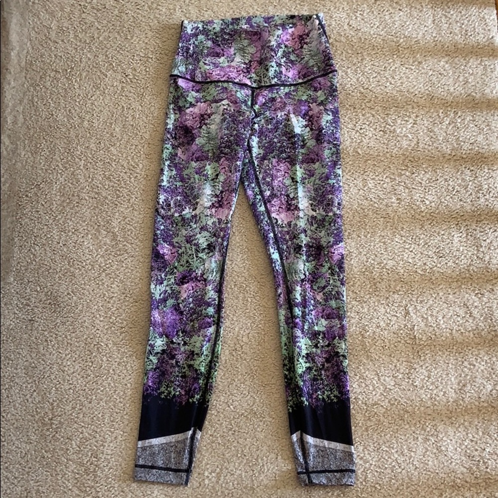 LuluLemon Wunder Under